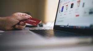 ¿Cuántos gases se emiten cada vez que compramos por internet?